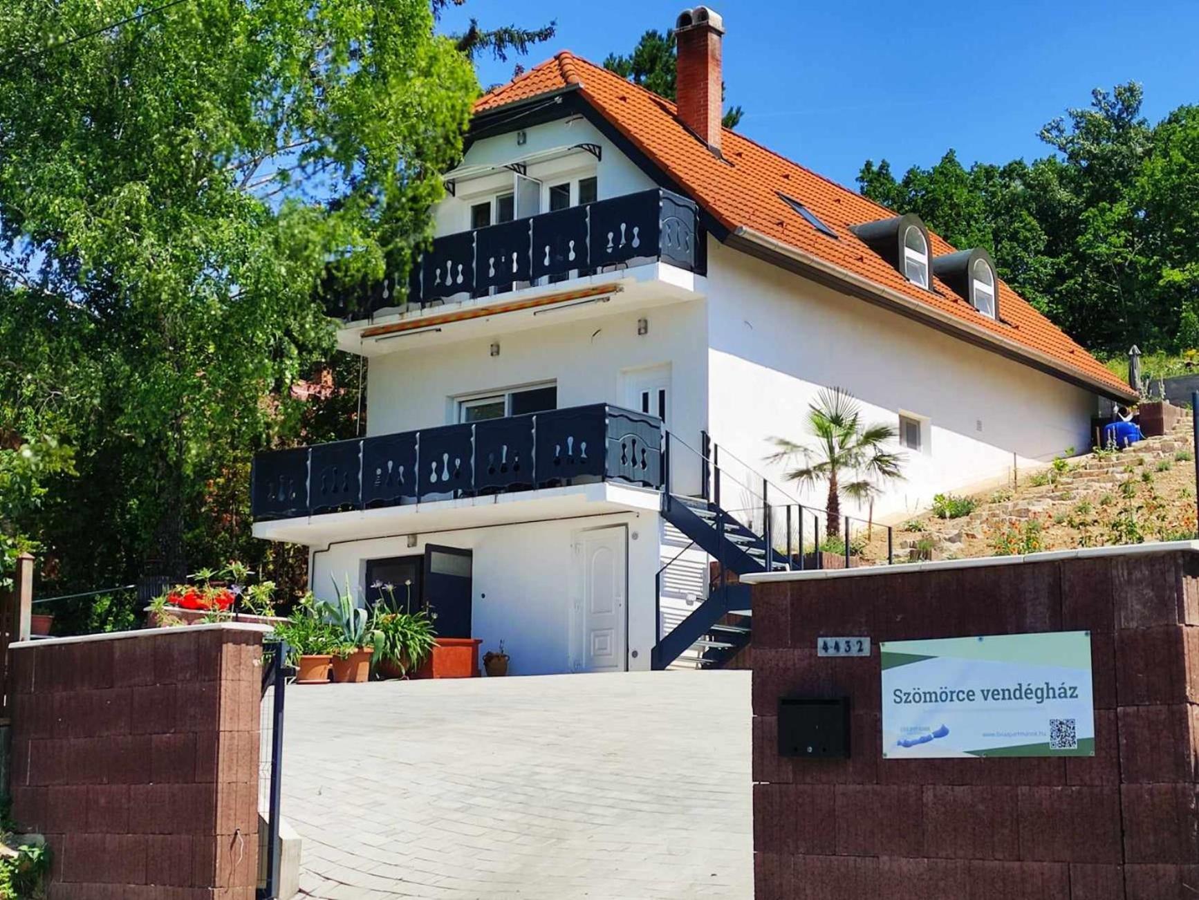 Szoemoerce Vendeghaz Villa Balatonfured Bagian luar foto